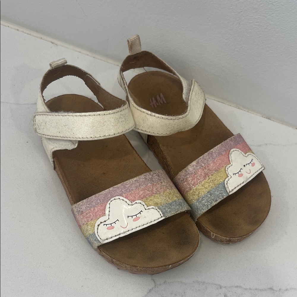 🦄5/25 H&M rainbow sandals